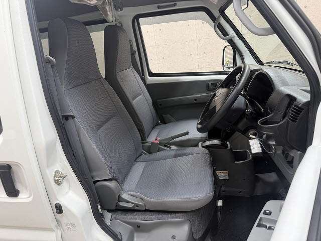 三菱 ミニキャブＶ CD16.0KWH4ｼｰﾀｰ