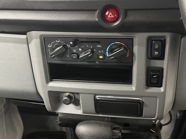 三菱 ミニキャブＶ CD16.0KWH4ｼｰﾀｰ