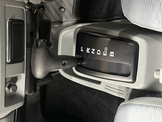 三菱 ミニキャブＶ CD16.0KWH4ｼｰﾀｰ