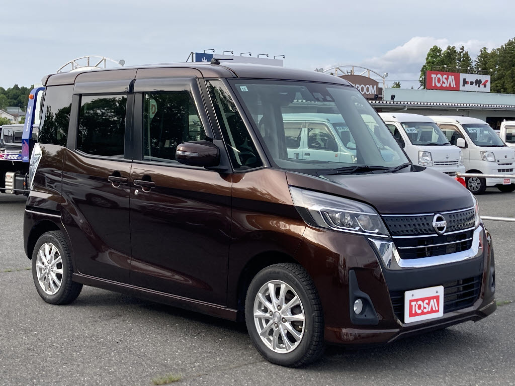 ニッサン デイズルークス 4WD ﾊｲｳｪｲｽﾀｰX