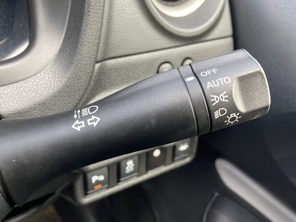 ニッサン ノート e-POWER X FOUR