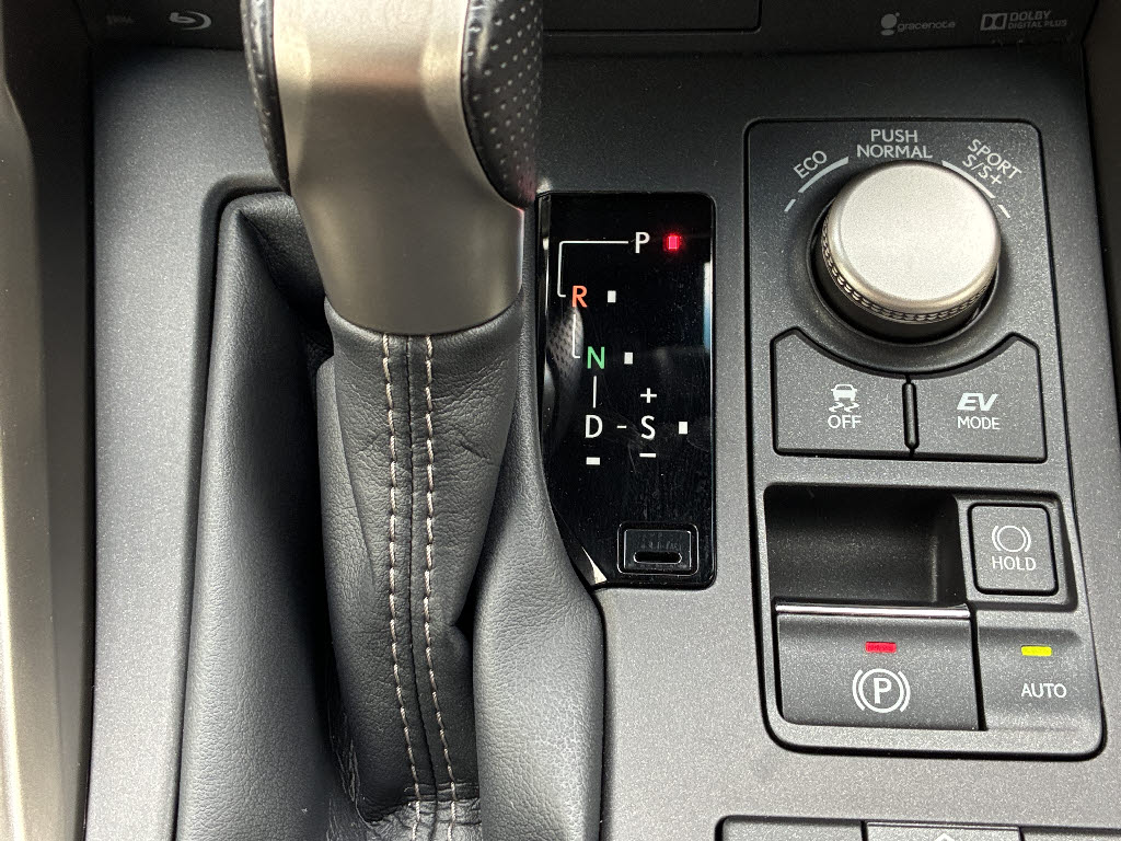 レクサス レクサス ＮＸ NX300h-Fｽﾎﾟｰﾂ