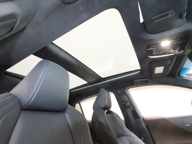 トヨタ ハリアー Zﾚｻﾞｰﾊﾟｯｹｰｼﾞ