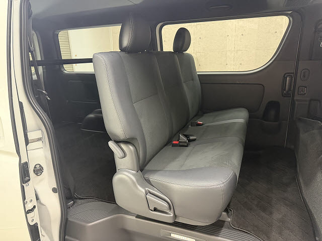 トヨタ ハイエースＶ スーパーＧＬダークプライム２