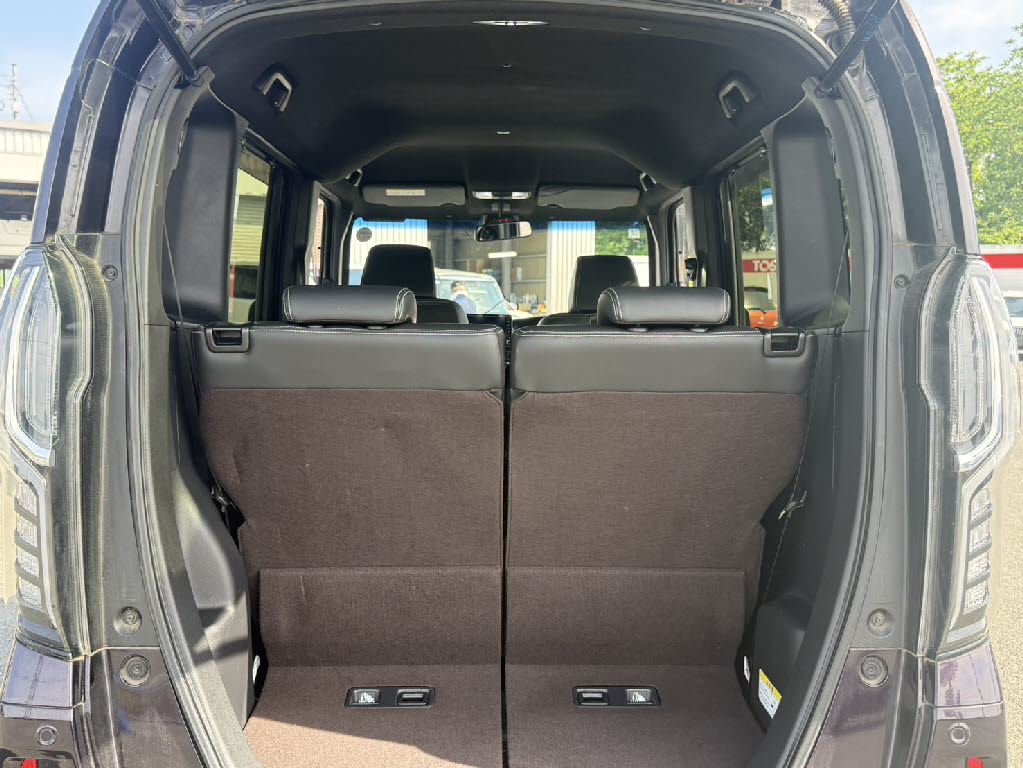 ホンダ Ｎ　ＢＯＸカスタム G・EXﾀｰﾎﾞﾎﾝﾀﾞｾﾝｼﾝｸﾞ