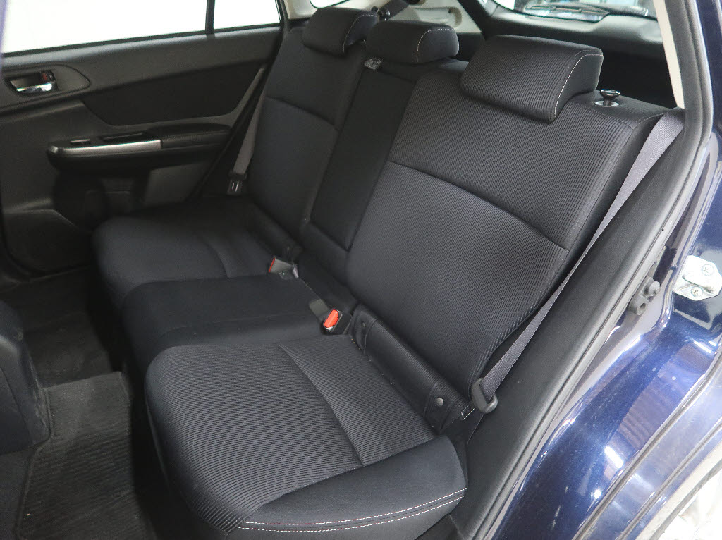 スバル インプレッサスポーツ 1.6I-L 4WD