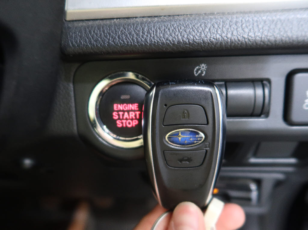 スバル インプレッサスポーツ 1.6I-L 4WD