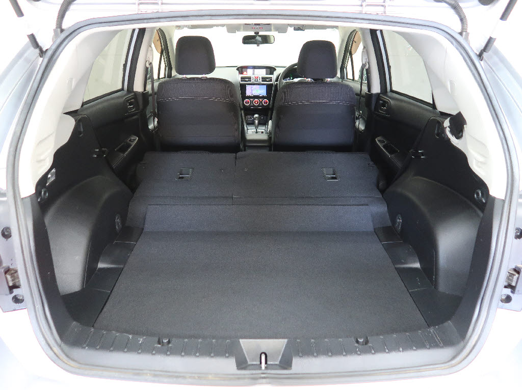 スバル インプレッサスポーツ 2.0I ｱｲｻｲﾄ 4WD