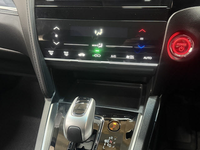 ホンダ シャトル ベースグレード