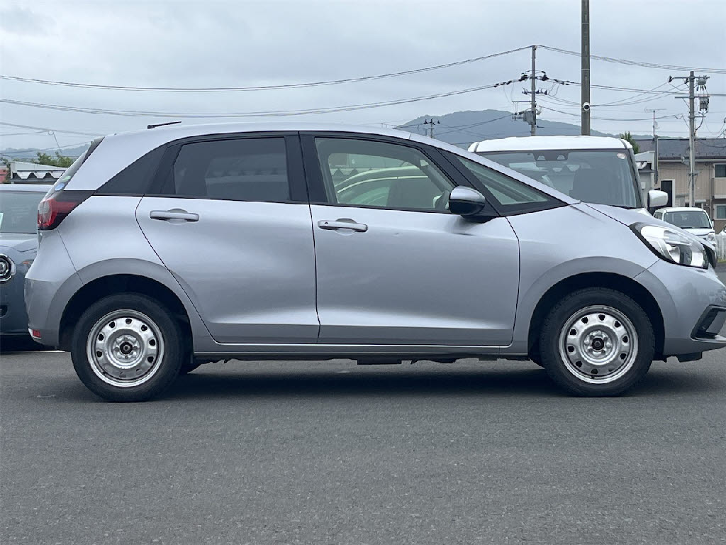 ホンダ フィット ﾍﾞｰｼｯｸ 4WD