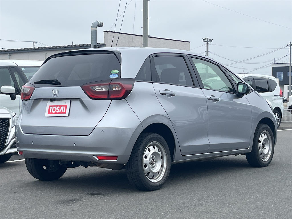 ホンダ フィット ﾍﾞｰｼｯｸ 4WD