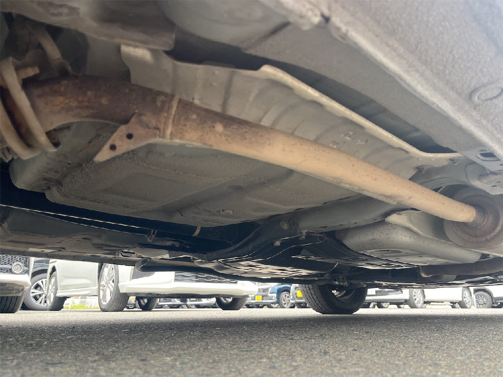 ホンダ フィット ﾍﾞｰｼｯｸ 4WD