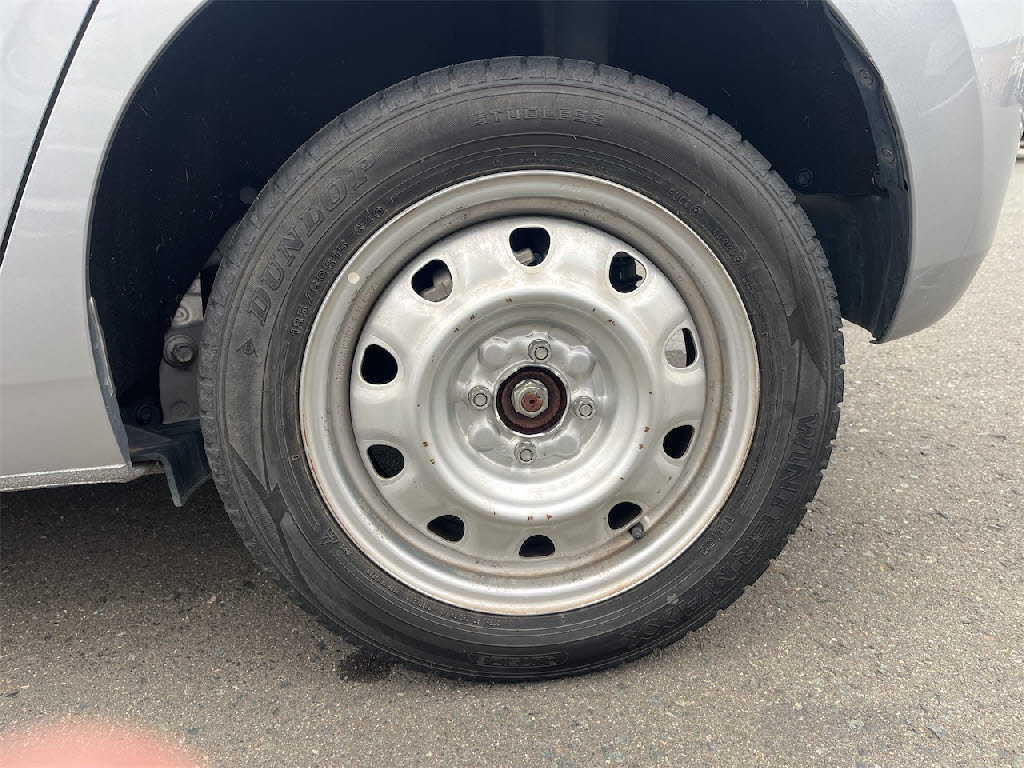 ホンダ フィット ﾍﾞｰｼｯｸ 4WD