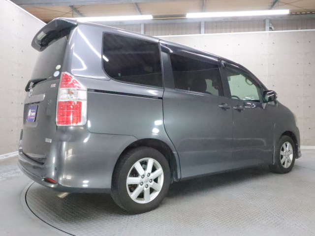 トヨタ ノア Si