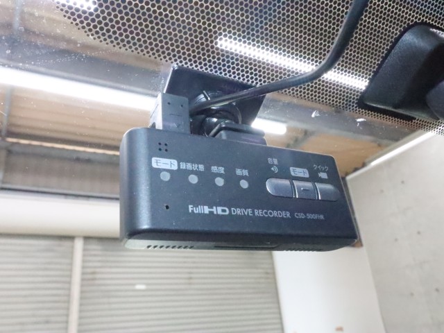 トヨタ ノア Si
