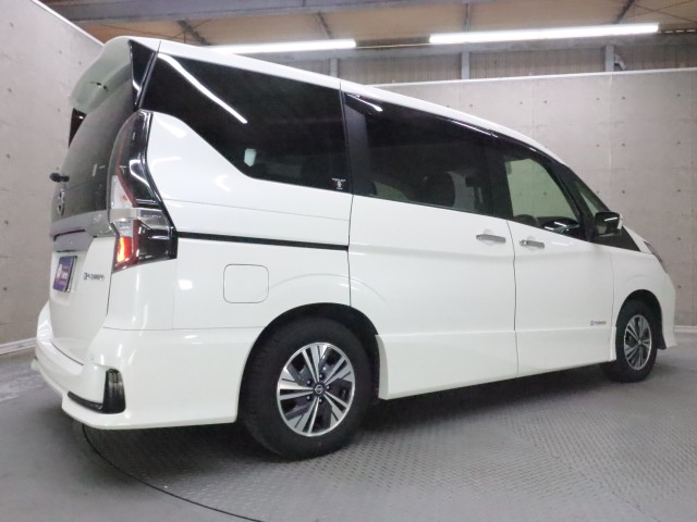 ニッサン セレナＨＶ eﾊﾟﾜｰﾊｲｳｪｲｽﾀｰV