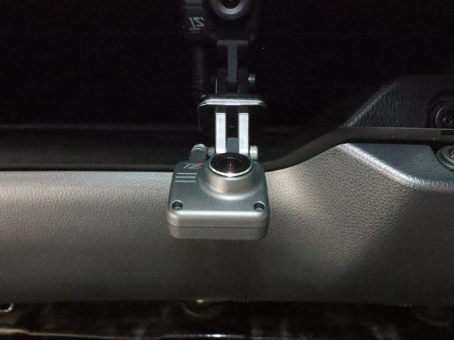 トヨタ ハリアー Zﾚｻﾞｰﾊﾟｯｹｰｼﾞ