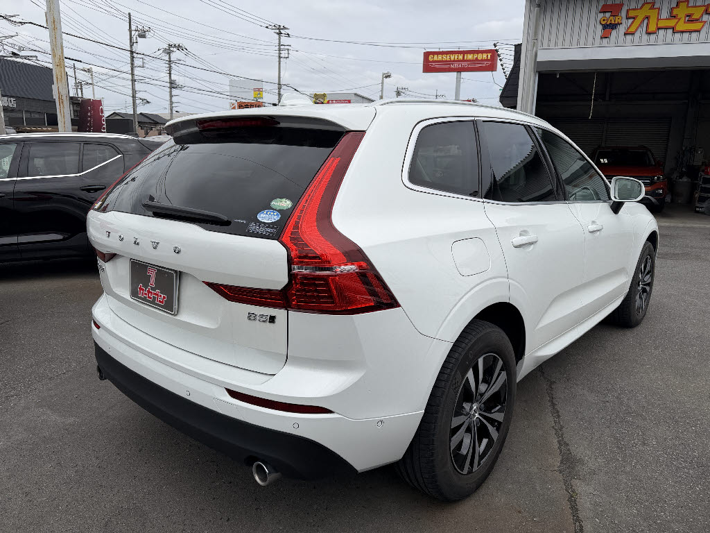 ボルボ ボルボ ＸＣ６０ B5 AWD ﾓｰﾒﾝﾀﾑ