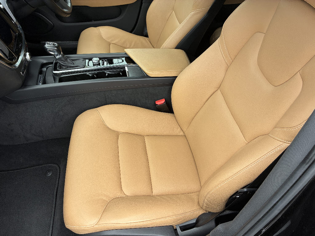 ボルボ ボルボ Ｖ６０ T5　モメンタム