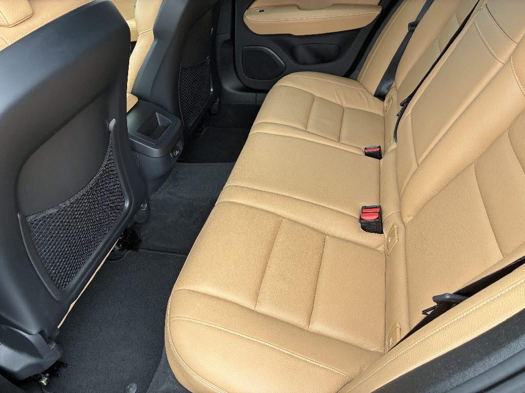 ボルボ ボルボ Ｖ６０ T5　モメンタム
