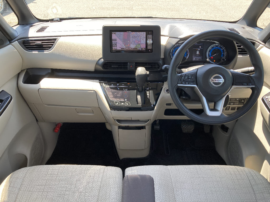 ニッサン ルークス X 4WD