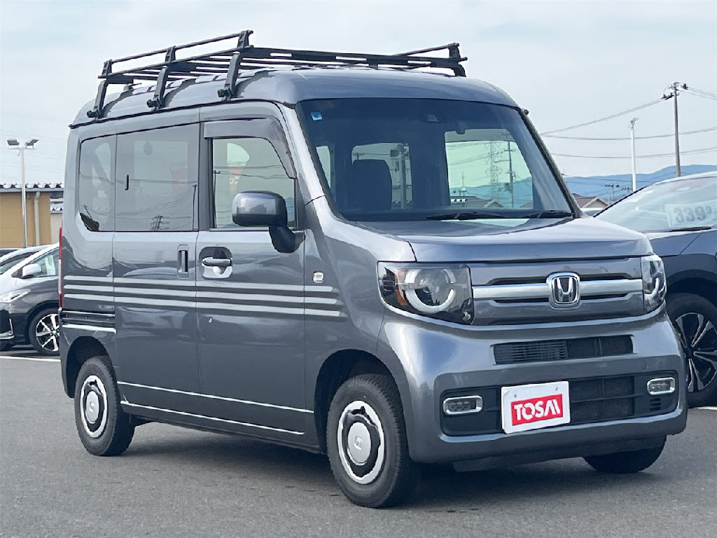 ホンダ Ｎ－ＶＡＮ ﾌｧﾝﾀｰﾎﾞﾎﾝﾀﾞｾﾝｼﾝｸﾞ4WD