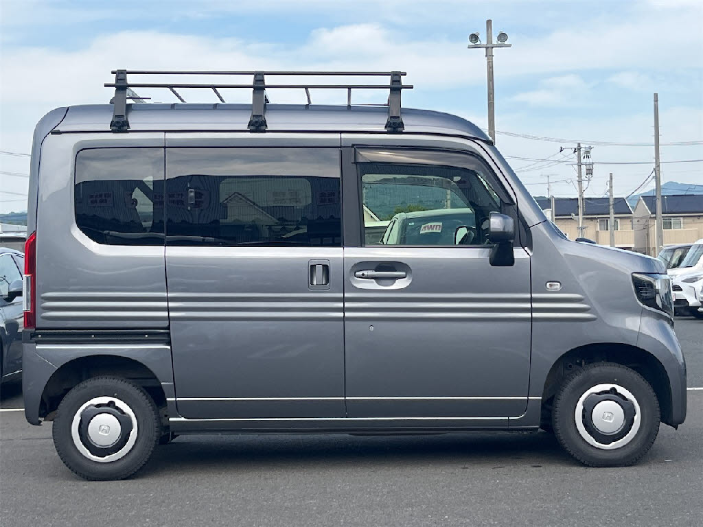 ホンダ Ｎ－ＶＡＮ ﾌｧﾝﾀｰﾎﾞﾎﾝﾀﾞｾﾝｼﾝｸﾞ4WD
