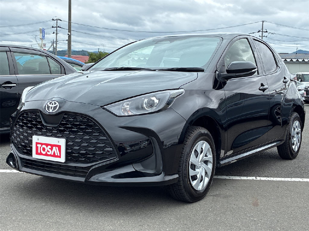 トヨタ ヤリス 1.5X 4WD