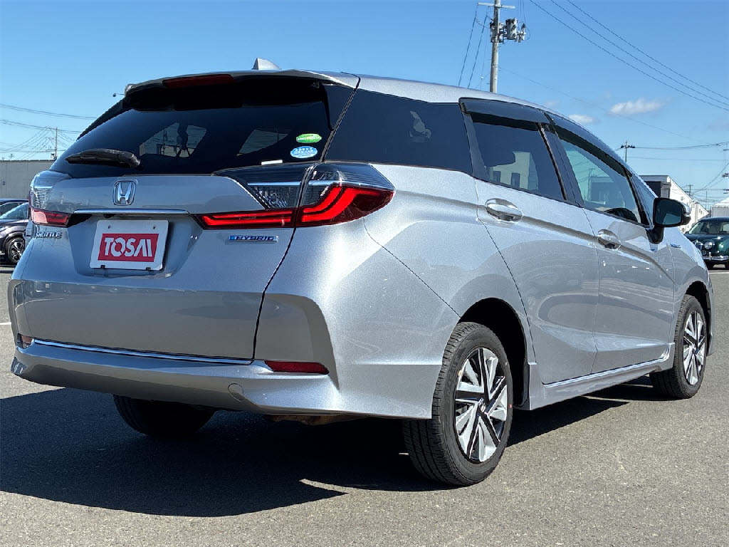 ホンダ シャトル HVﾎﾝﾀﾞｾﾝｼﾝｸﾞ 4WD