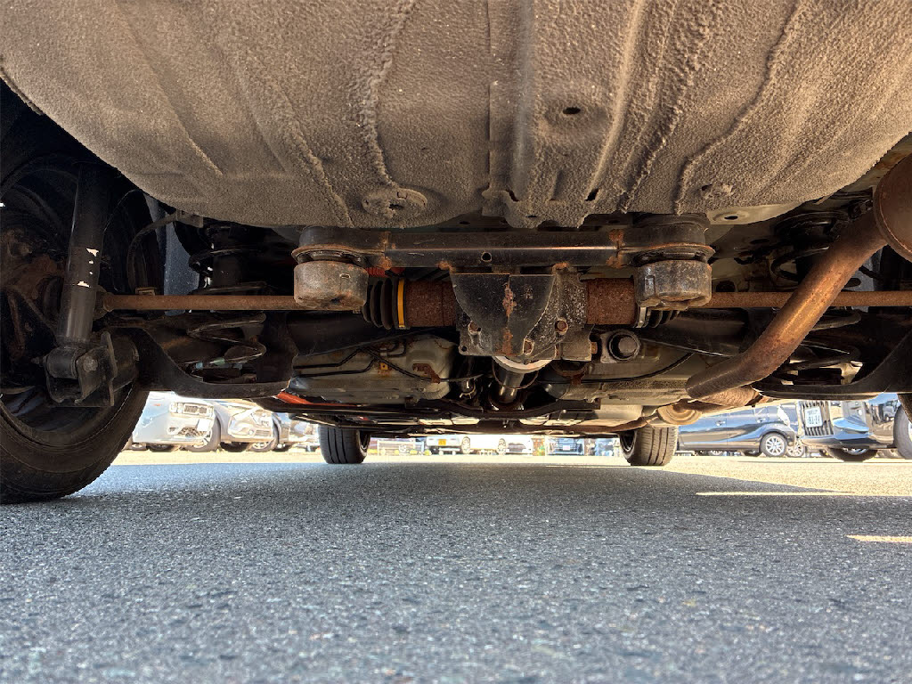 ホンダ シャトル HVﾎﾝﾀﾞｾﾝｼﾝｸﾞ 4WD