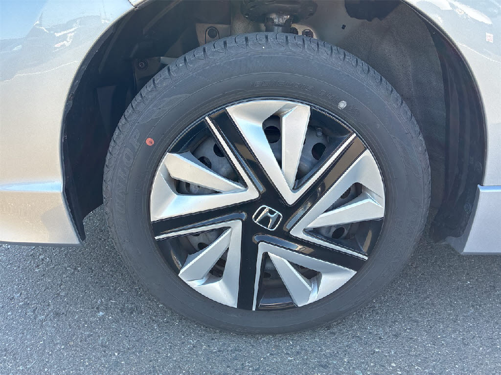 ホンダ シャトル HVﾎﾝﾀﾞｾﾝｼﾝｸﾞ 4WD