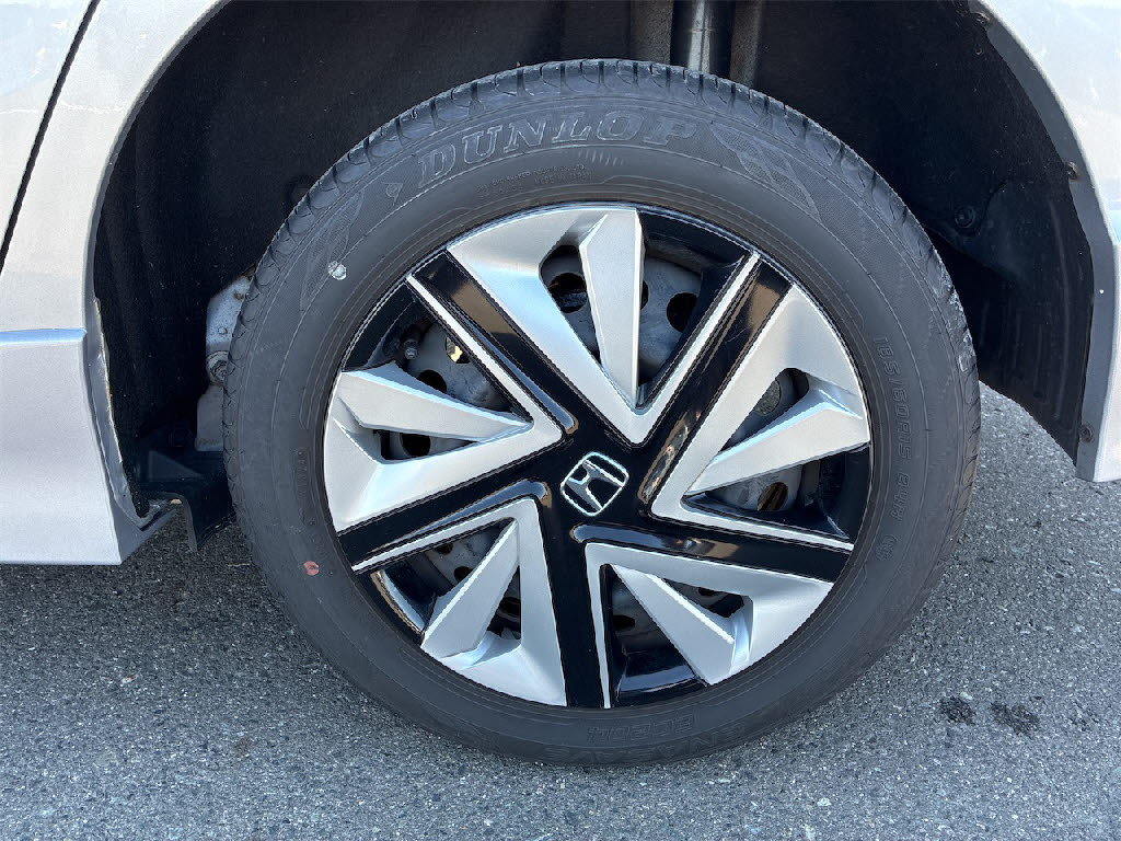 ホンダ シャトル HVﾎﾝﾀﾞｾﾝｼﾝｸﾞ 4WD