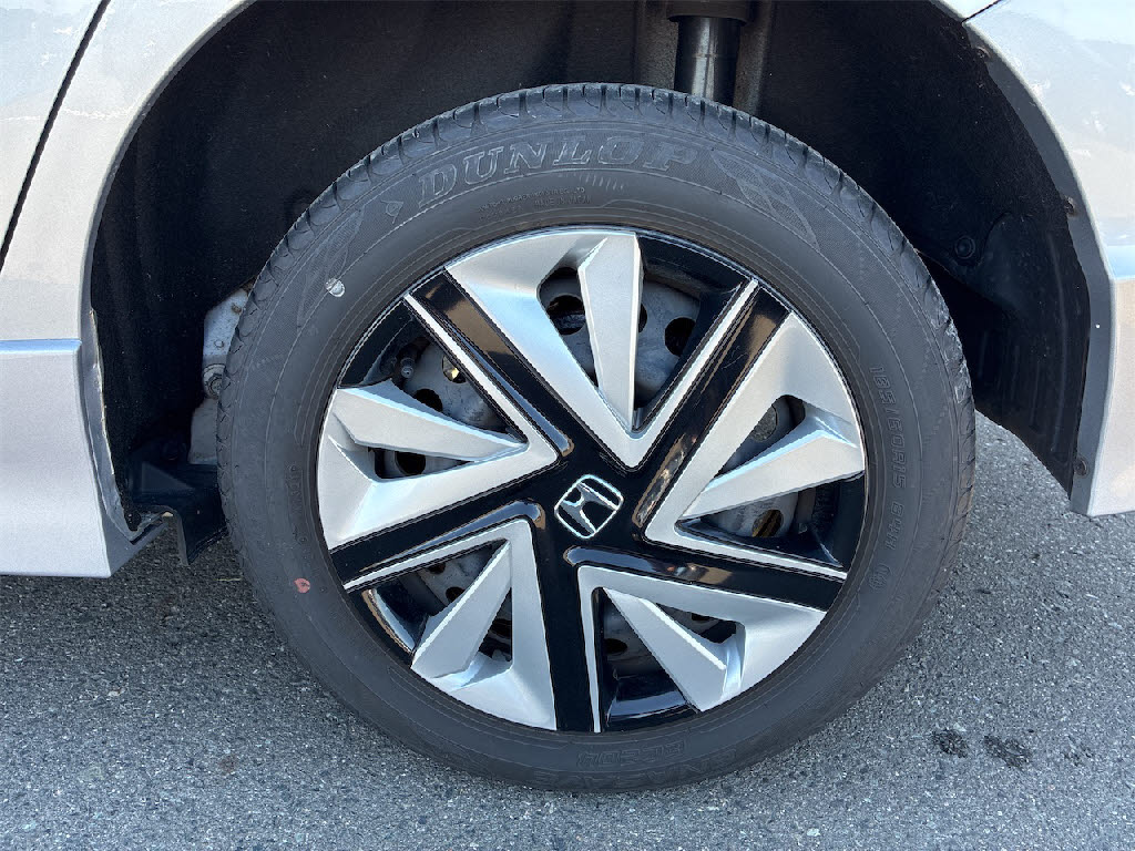 ホンダ シャトル HVﾎﾝﾀﾞｾﾝｼﾝｸﾞ 4WD