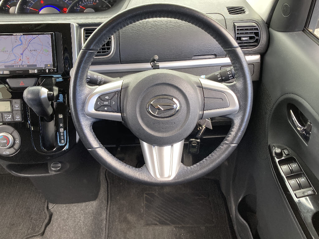 ダイハツ タントカスタム RSカスタム SA 4WD