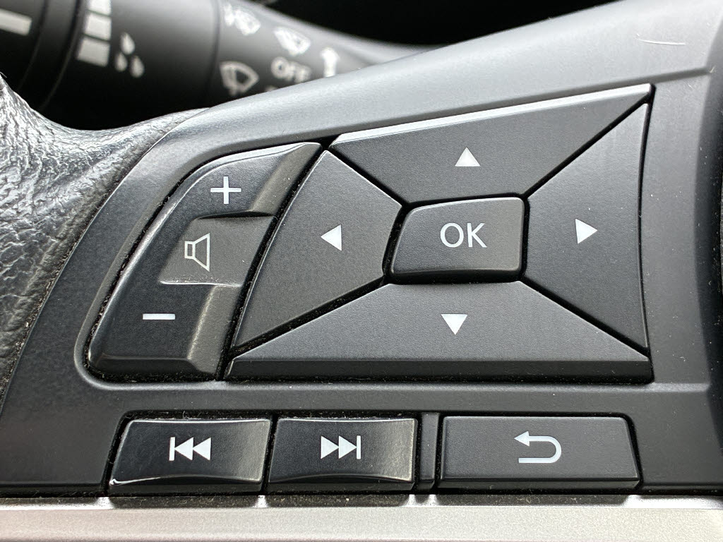 ニッサン セレナＨＶ ﾊｲｳｪｲｽﾀｰＶｾﾚｸｼｮﾝ 4WD