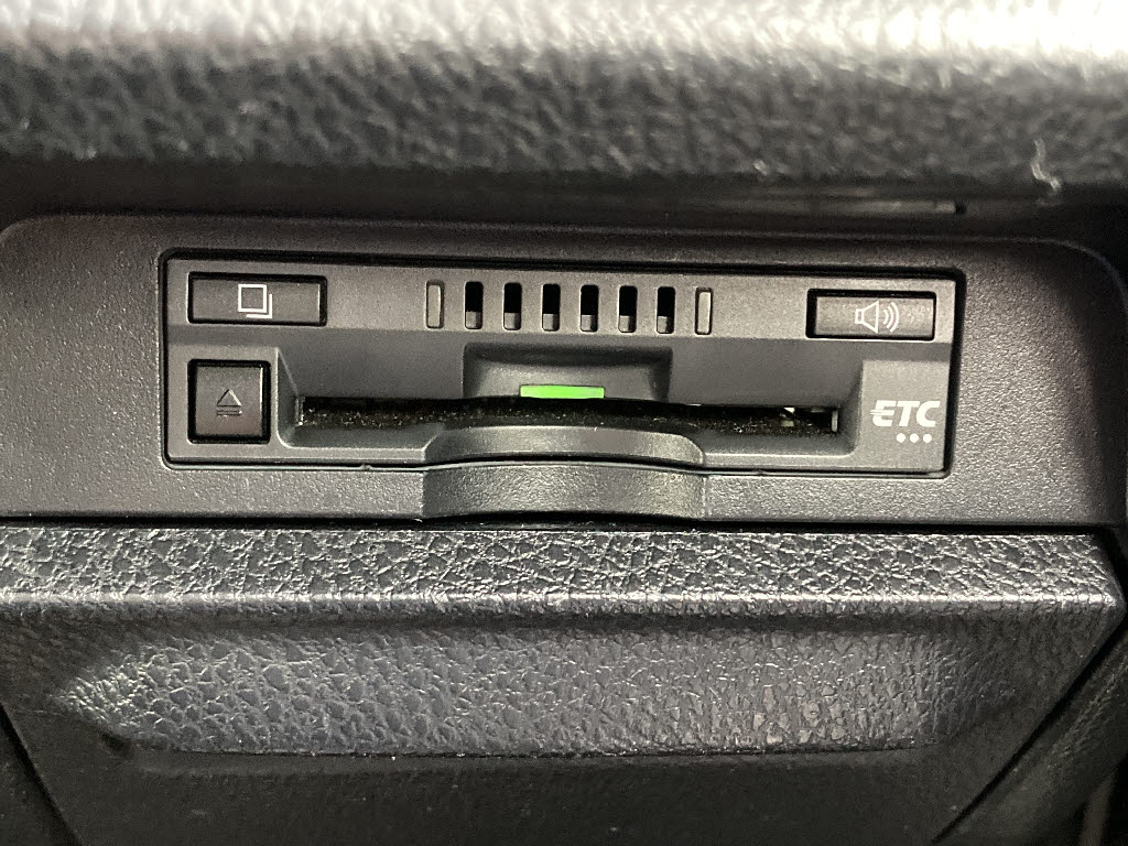 トヨタ エスクァイアＨＶ GiﾌﾟﾚﾐｱﾑPKG