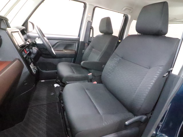 トヨタ ルーミー GS