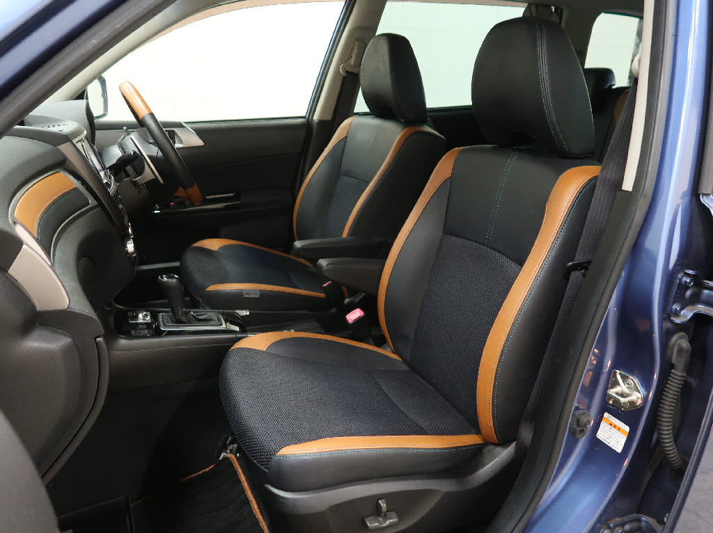 スバル ｴｸｼｰｶﾞ ｸﾛｽｵｰﾊﾞｰ7 Xブレイク　4WD