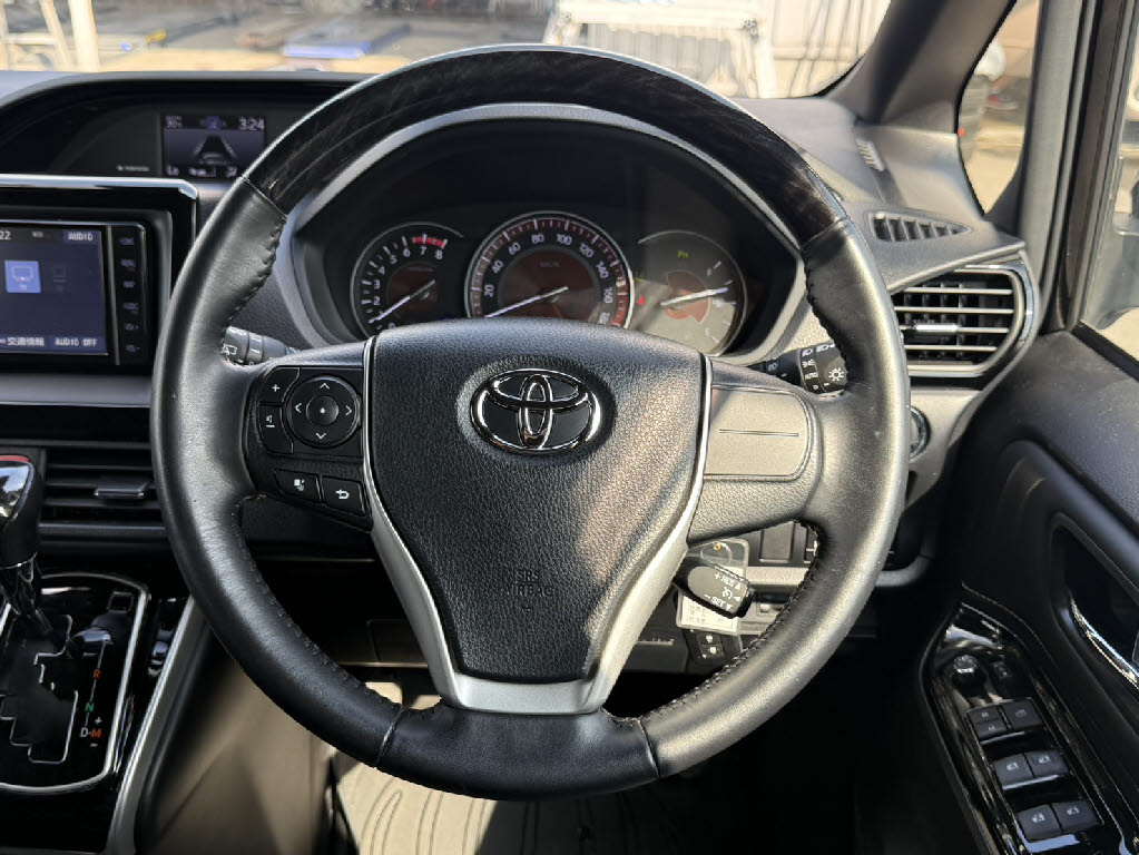 トヨタ エスクァイア Gi