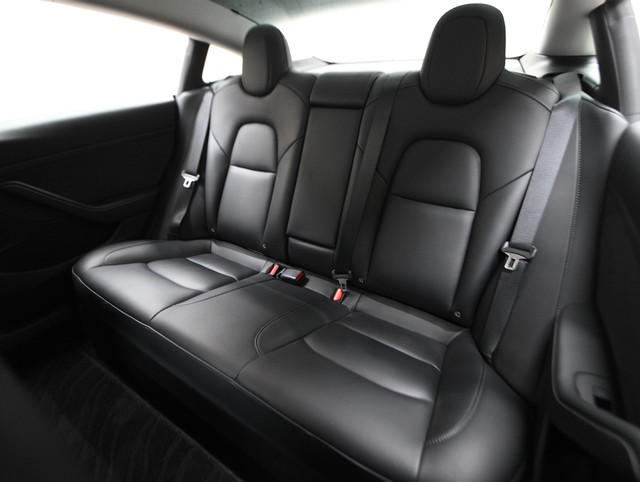 その他輸入車 テスラ モデル３ STDレンジプラス