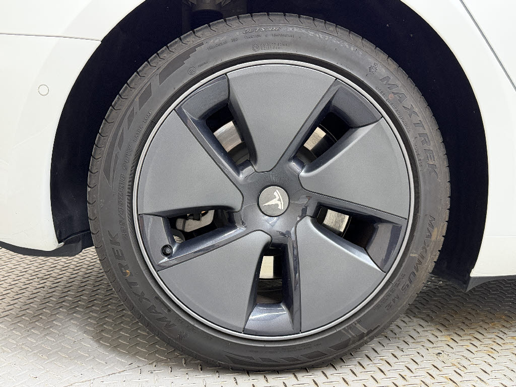 その他輸入車 テスラ モデル３ STDレンジプラス