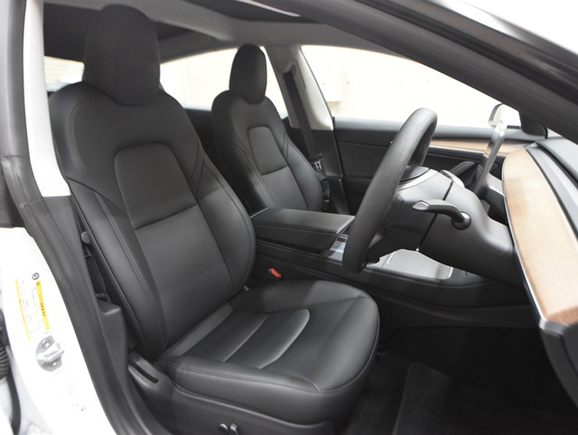 その他輸入車 テスラ モデル３ ロングレンジ
