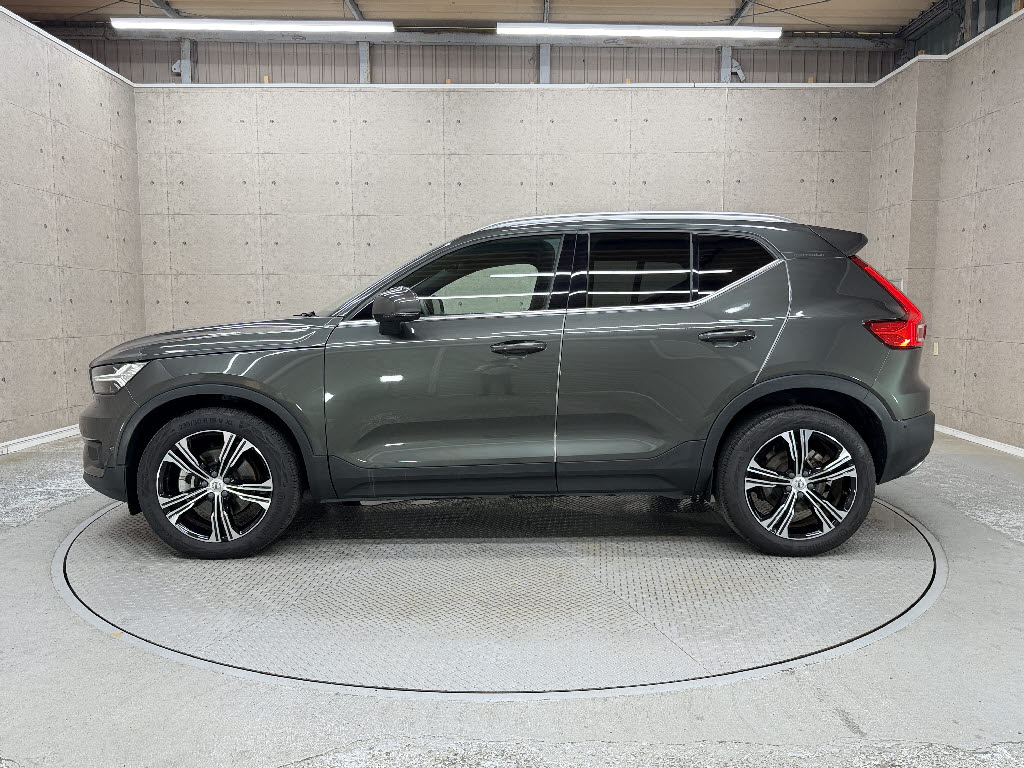 ボルボ ボルボ ＸＣ４０ T4 AWD ｲﾝｽｸﾘﾌﾟｼｮﾝ