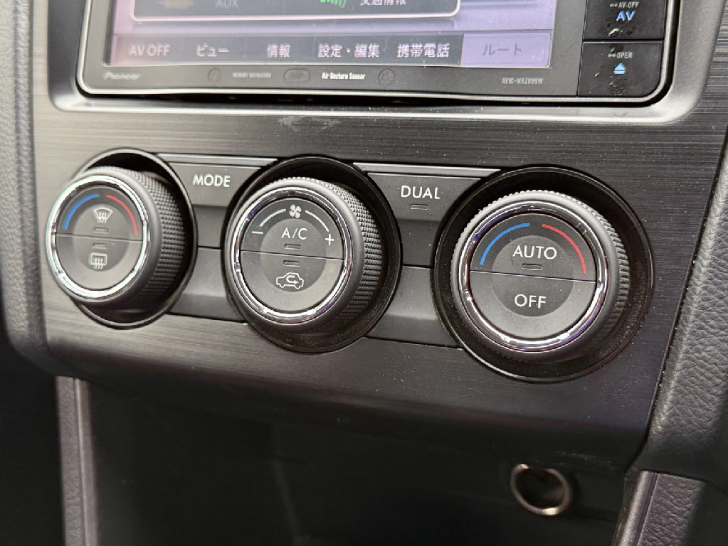 スバル インプレッサ 2.0i-Sｱｲｻｲﾄ4WD