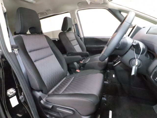 ニッサン セレナＨＶ ハイウェイスターＶ　Ａ車