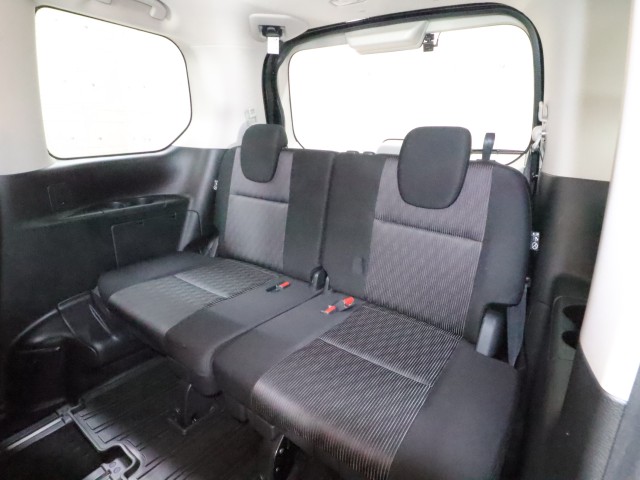 ニッサン セレナＨＶ ハイウェイスターＶ　Ａ車