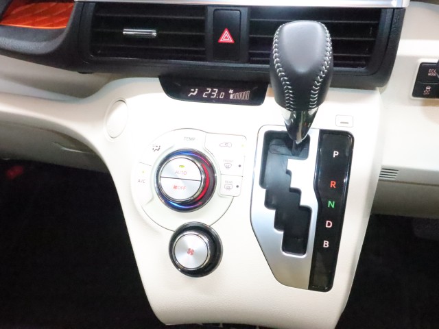 トヨタ ｼｴﾝﾀ ﾊｲﾌﾞﾘｯﾄﾞ ハイブリッドG