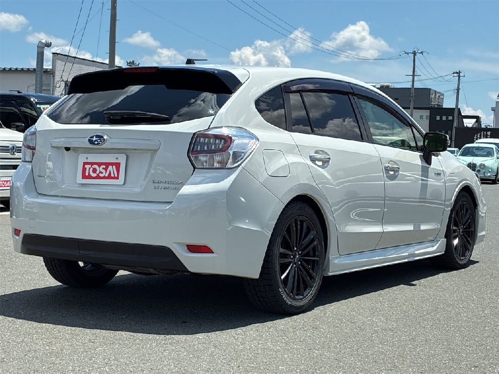 スバル ｲﾝﾌﾟﾚｯｻｽﾎﾟｰﾂHV ﾊｲﾌﾞﾘｯﾄﾞ2.0i-S ｱｲｻｲﾄ 4WD