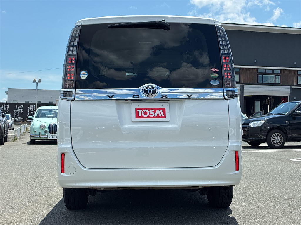 トヨタ ヴォクシー X 4WD