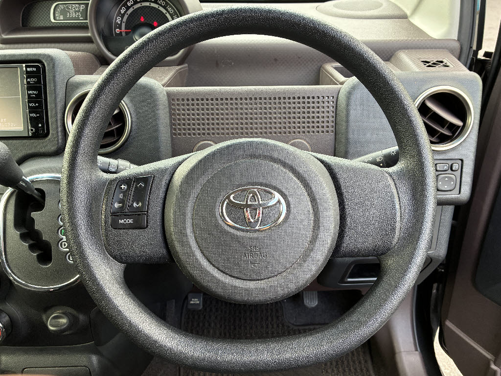 トヨタ スペイド F 4WD